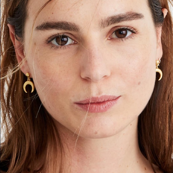 Madewell Chunky Crescent Moon Drop Earrings - Picture 3 of 6